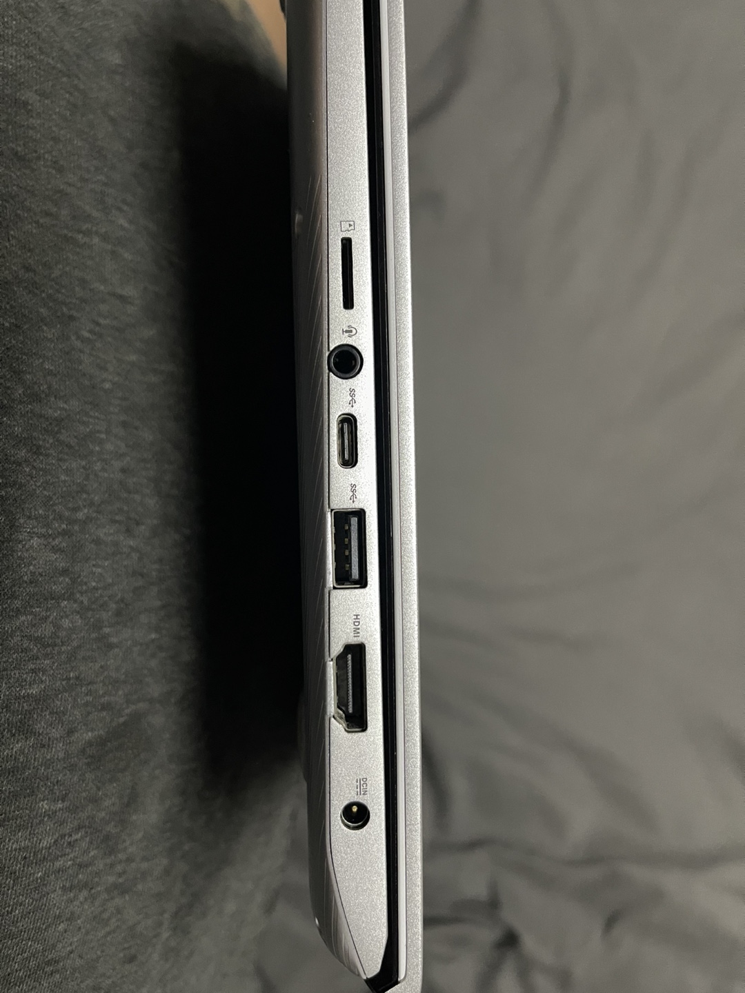 ASUS VivoBook Laptop S15 - photo 3
