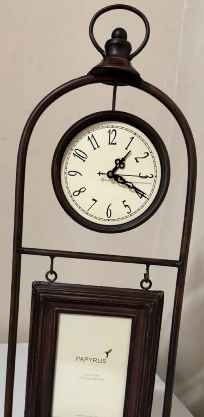 💚🥕Decorative Clock with Photo Frame image indicator(2)