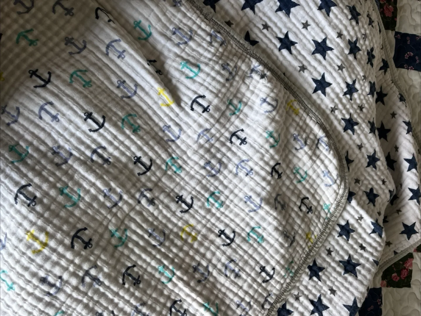 Reversible pure cotton swaddle/blanket set of 2 thumbnail