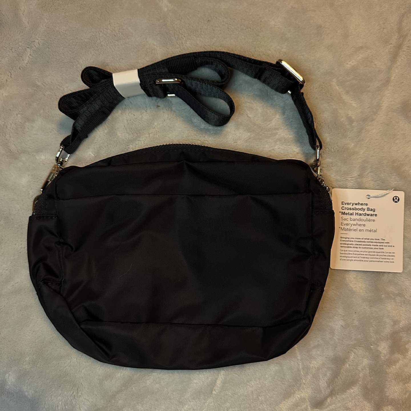 Lululemon Crossbody Bag 2L (Metal hardware) - photo 5