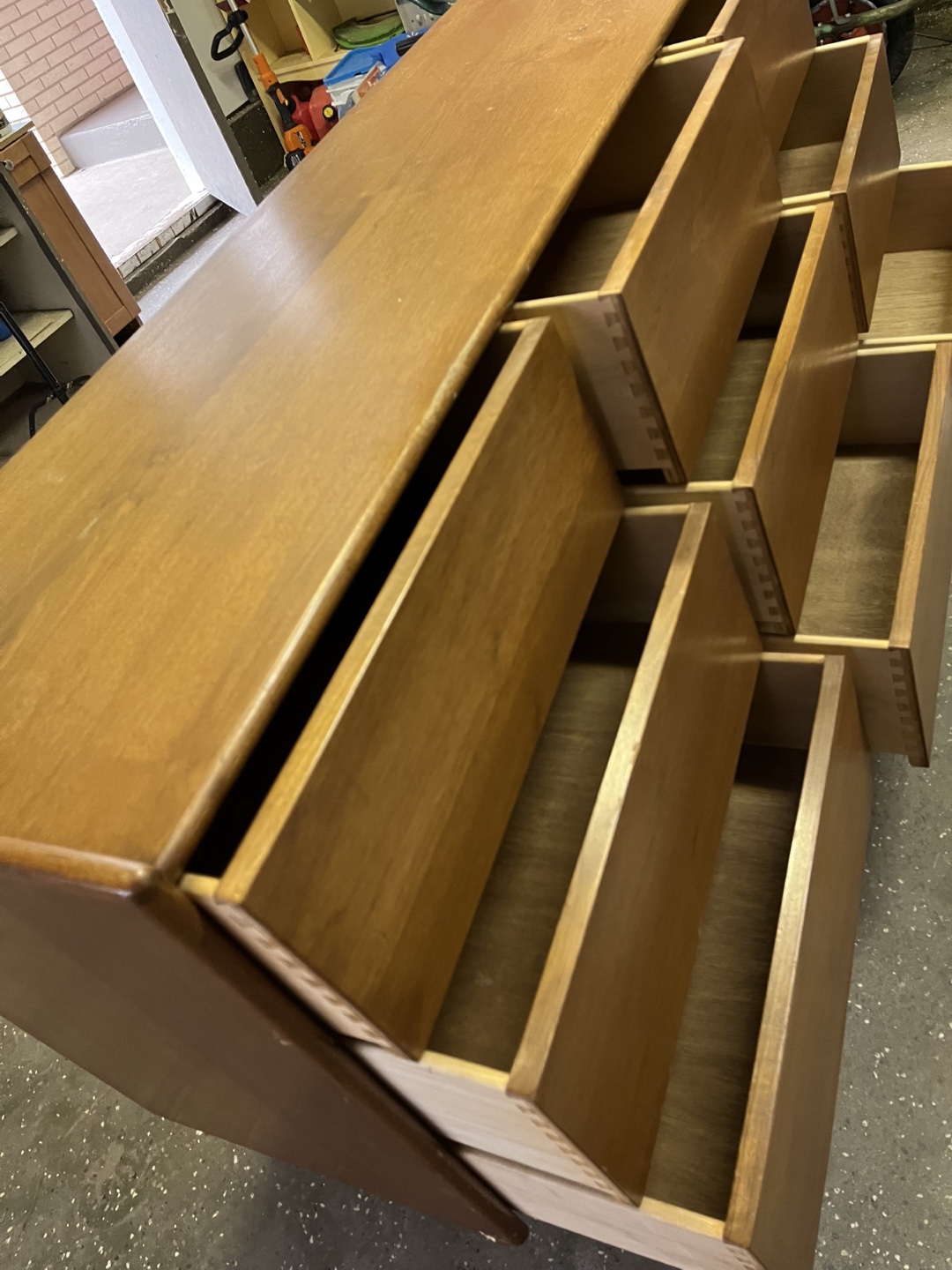 Mid-Century Modern Dresser - photo 2