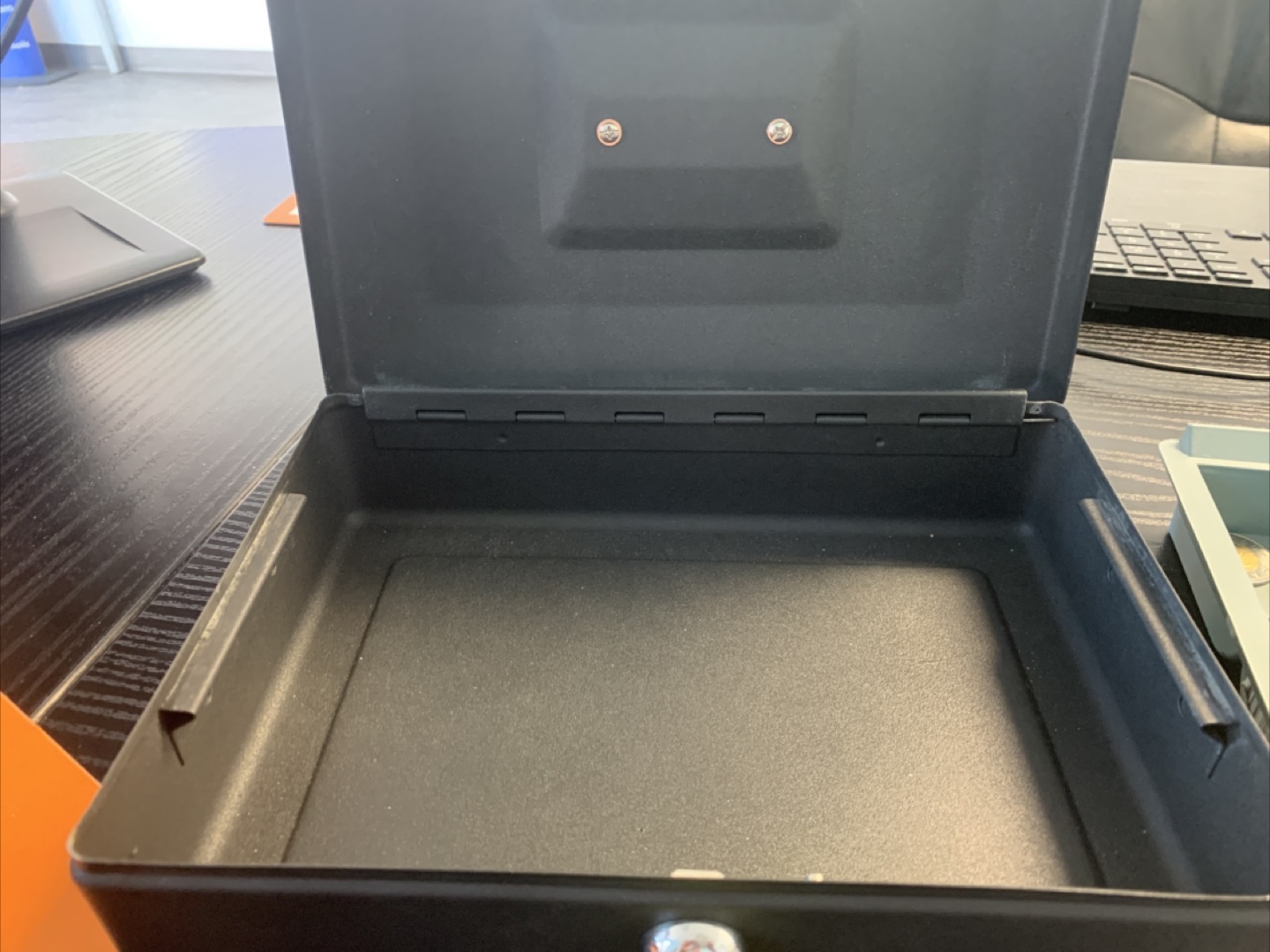 SentrySafe Cash Box with Tray - photo 3