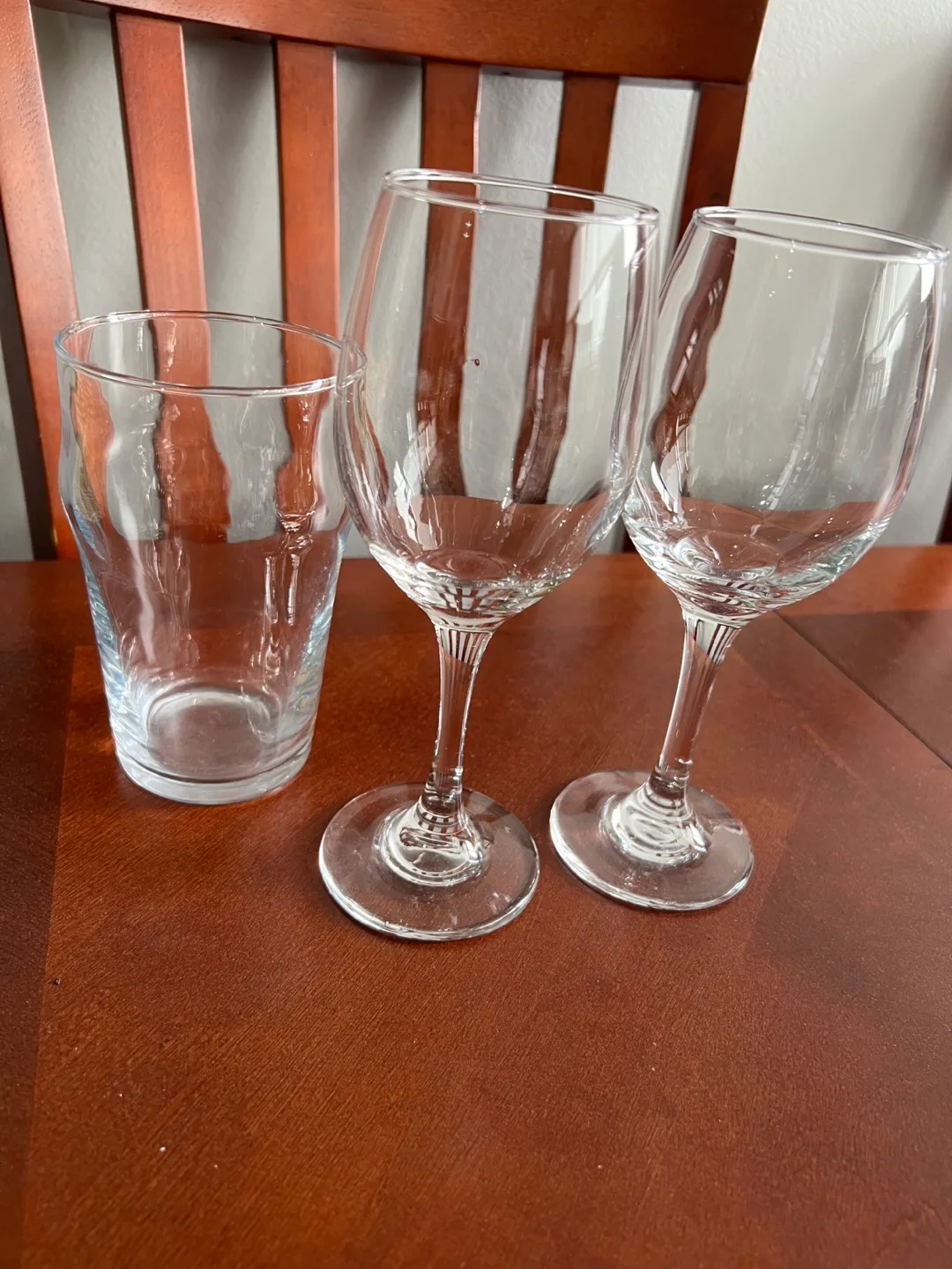 Set of Drinking Glasses thumbnail