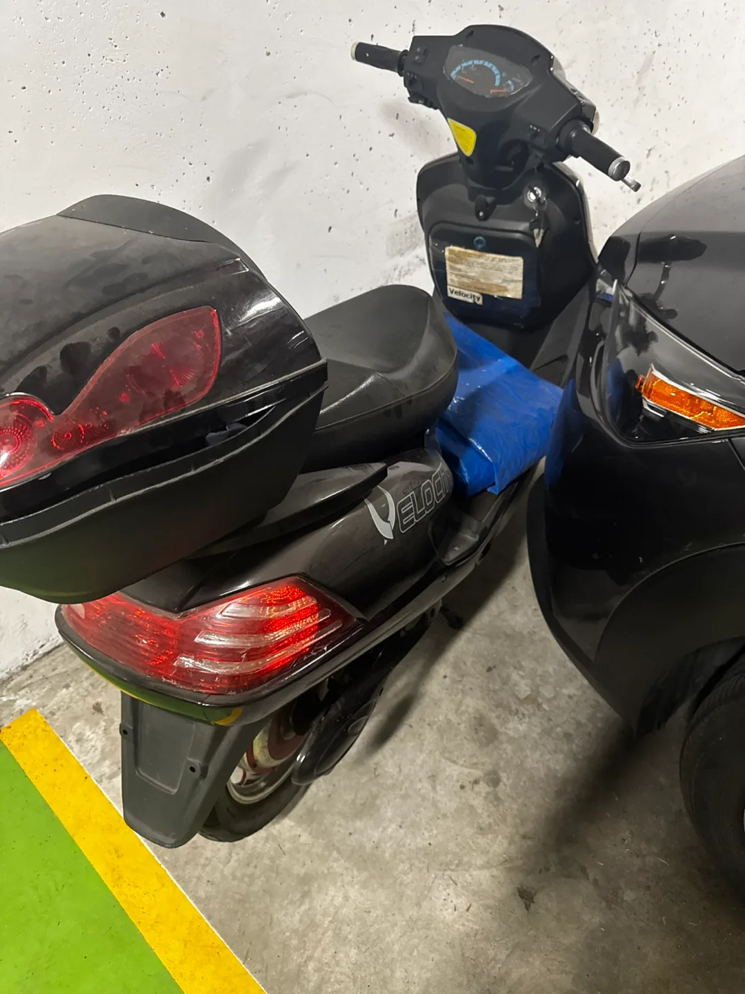 Velocity Electric Scooter (2007 model) image indicator(3)