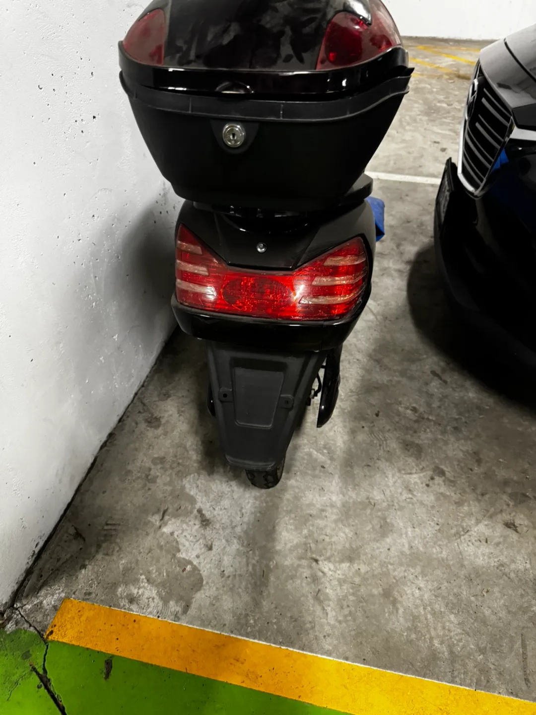 Velocity Electric Scooter (2007 model) image indicator(2)