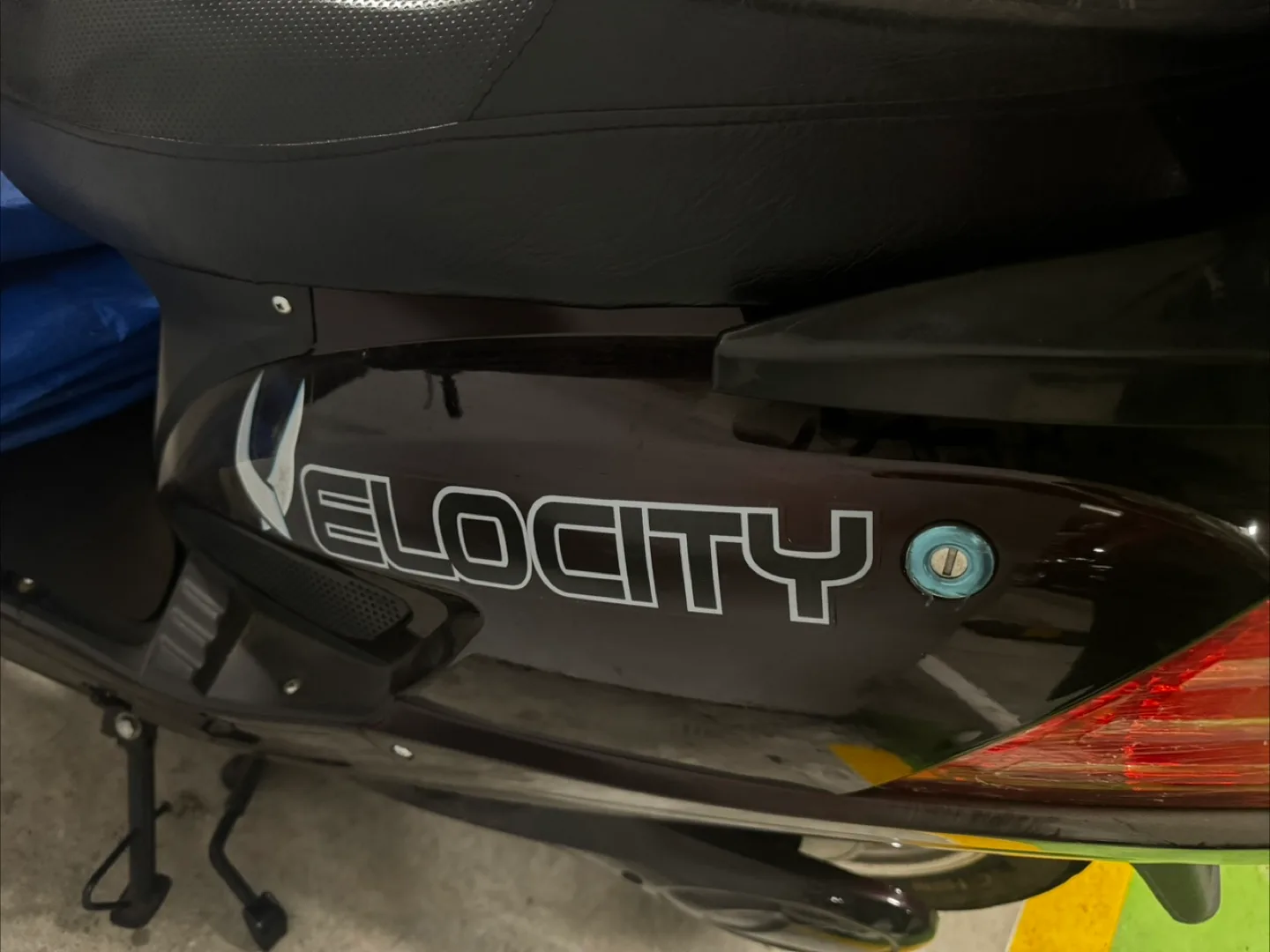 Velocity Electric Scooter (2007 model) image indicator(4)