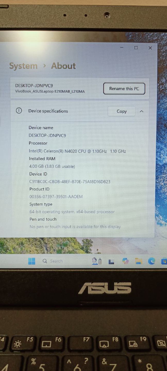 ASUS VivoBook E210 Laptop - Unused - New | Excellent Condition! - photo 4