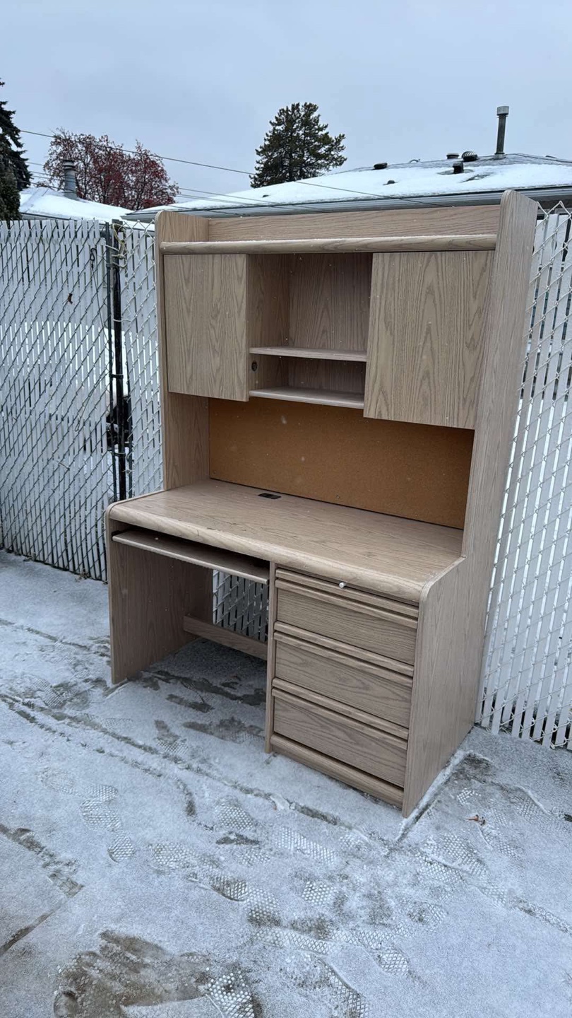 Wooden Desk with Hutch