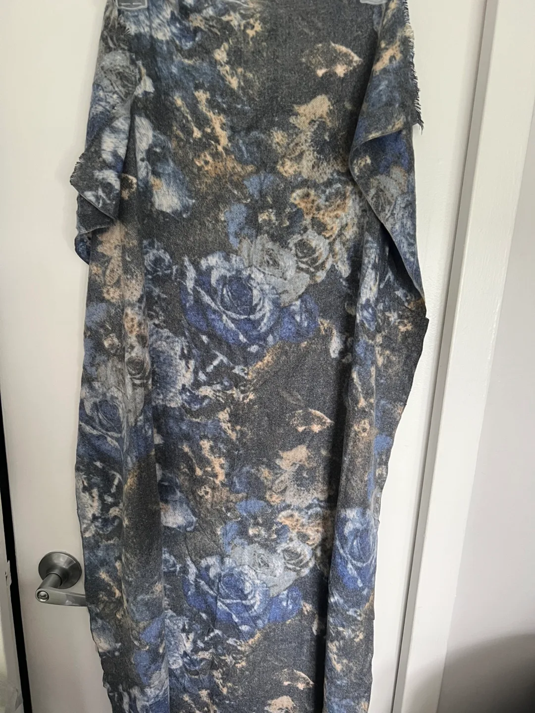 Floral Patterned Scarf thumbnail