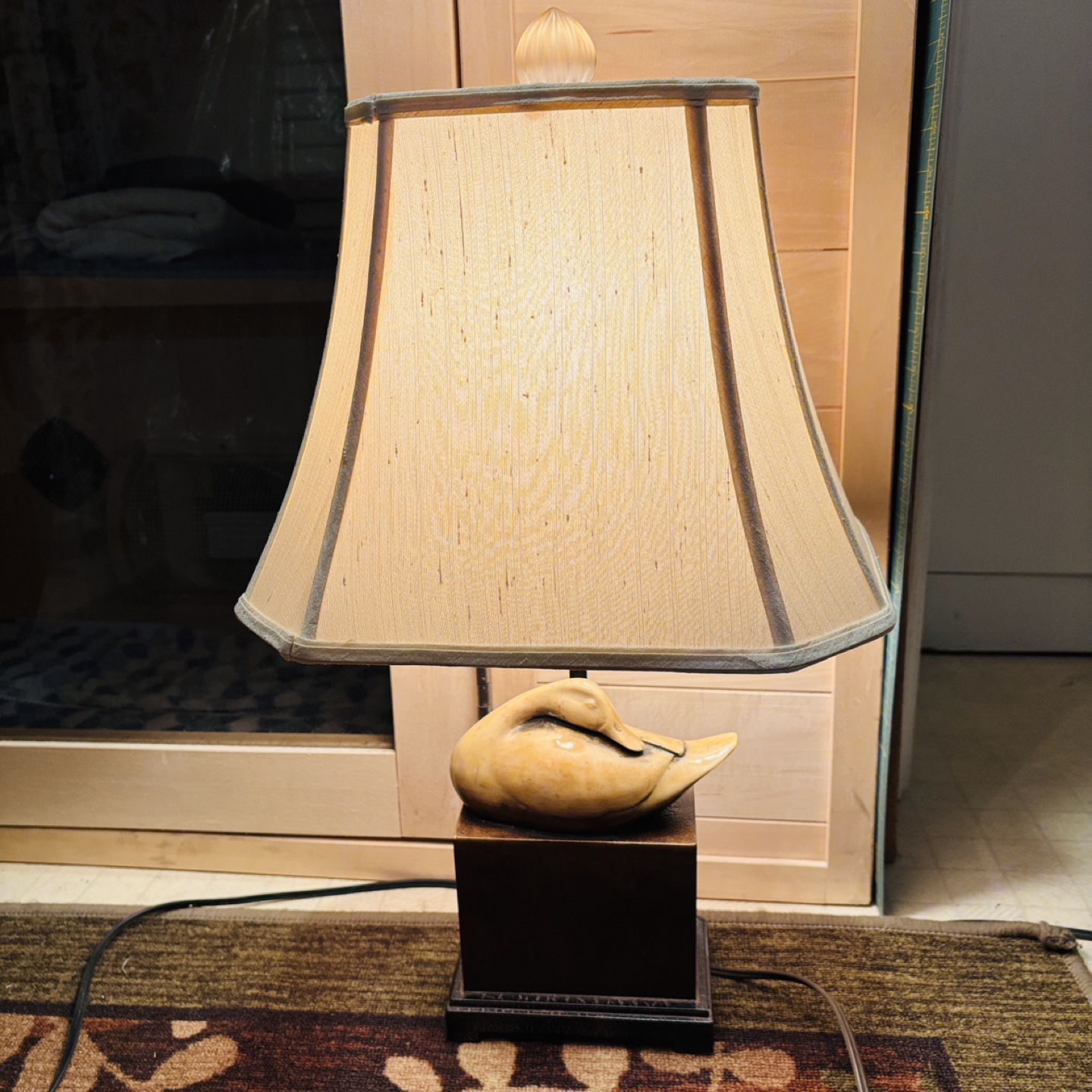 Sweet Vintage Duck Table Lamp with Shade 🥕