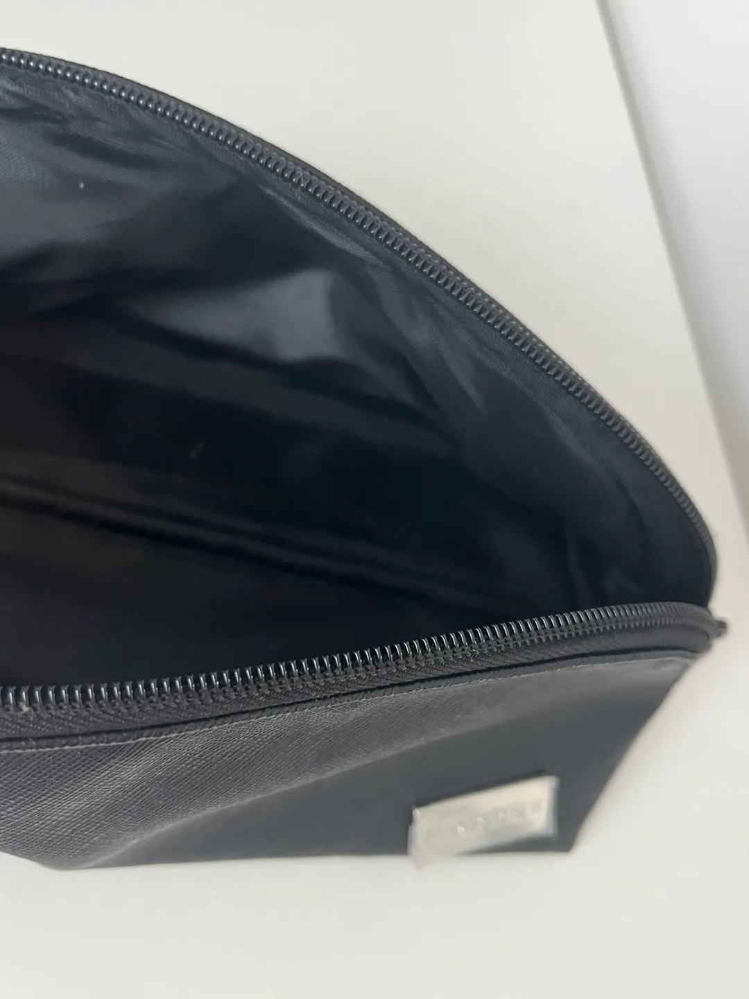 Morphe Black Makeup Bag image indicator(3)