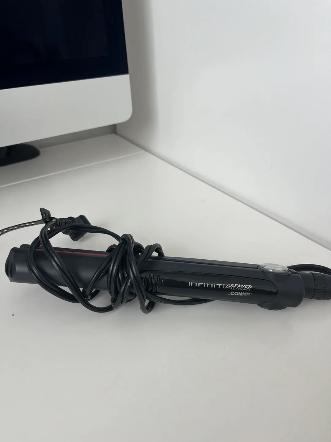 Hair Straightener thumbnail