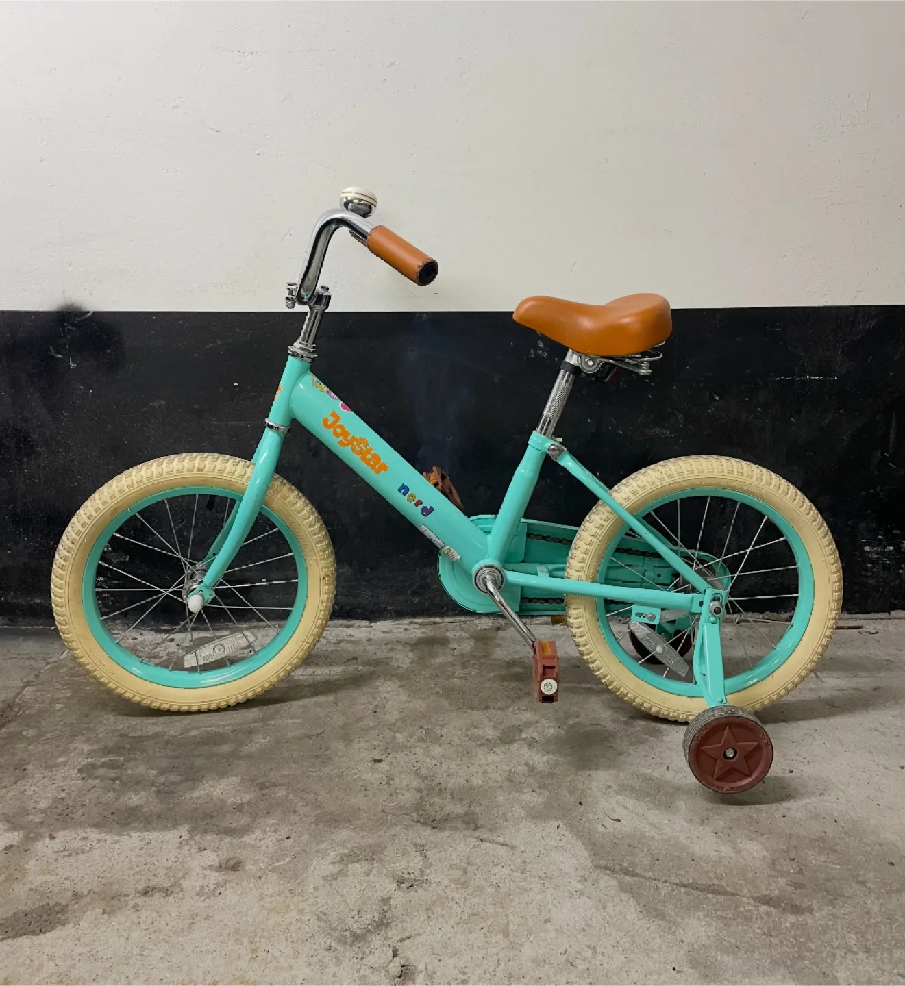 JoyStar kid’s 16” Bike thumbnail