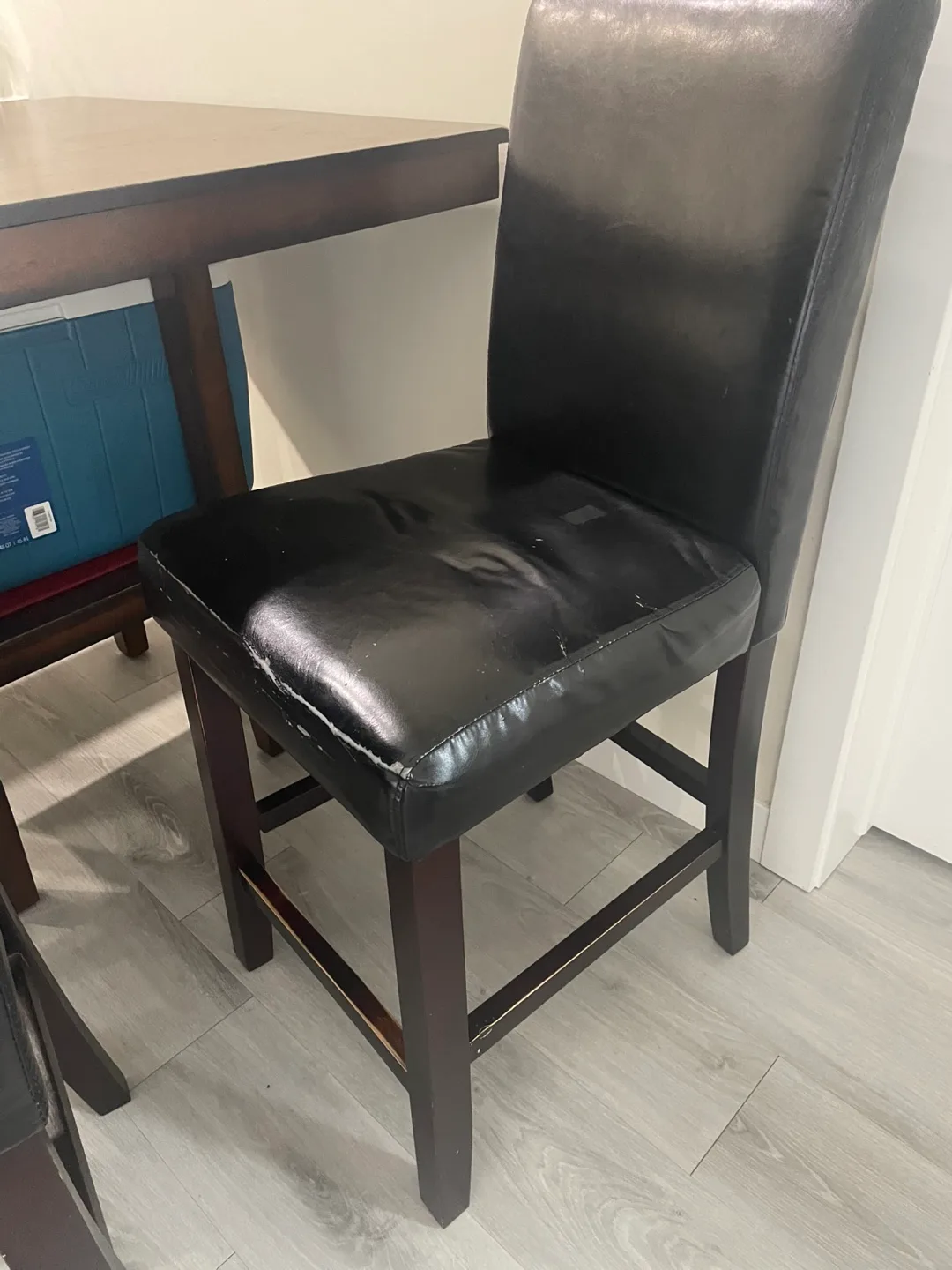 Bar height Dining Table Set image indicator(6)