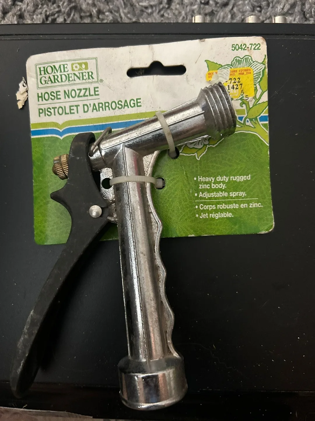 Home Gardener Hose Nozzle thumbnail