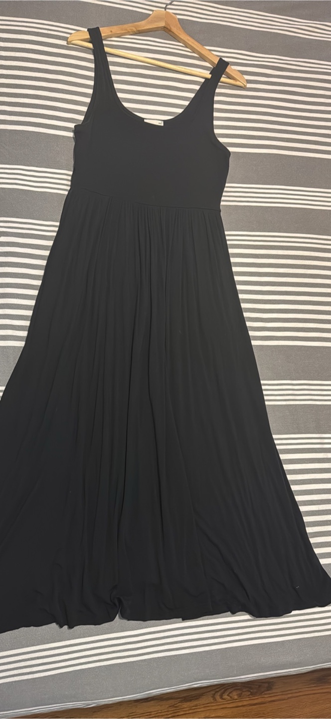 Wilfred Free Black midi  Dress