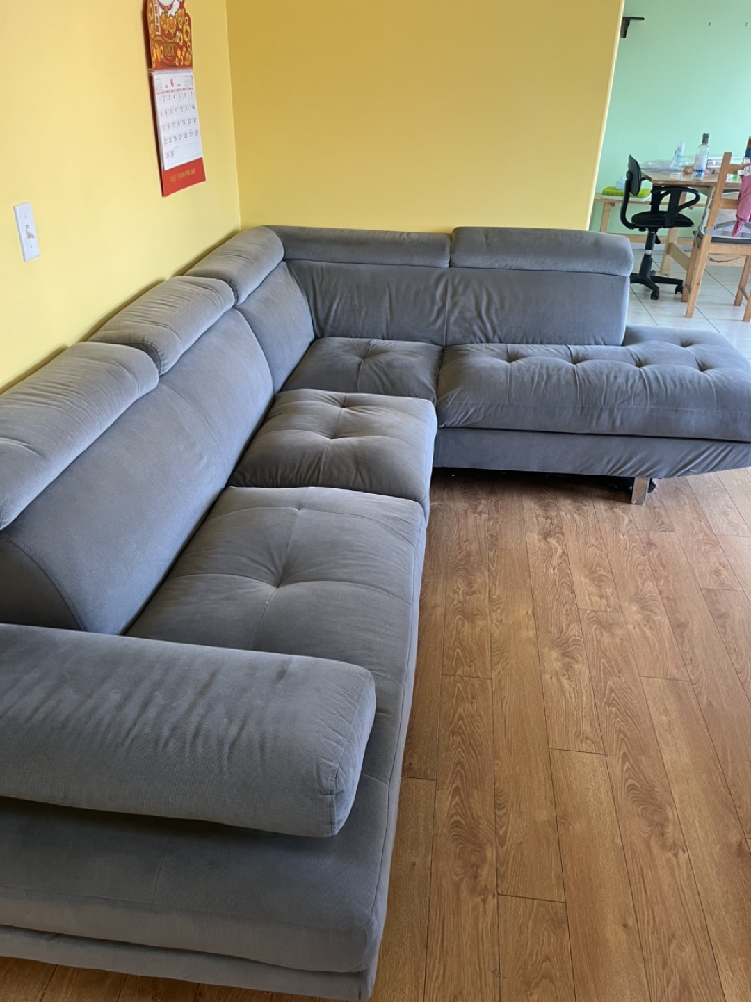 L Shaped Sectional Couch - photo 2