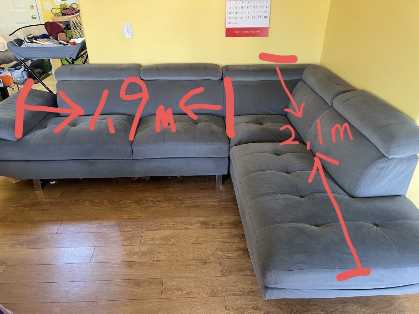 L Shaped Sectional Couch - photo 5