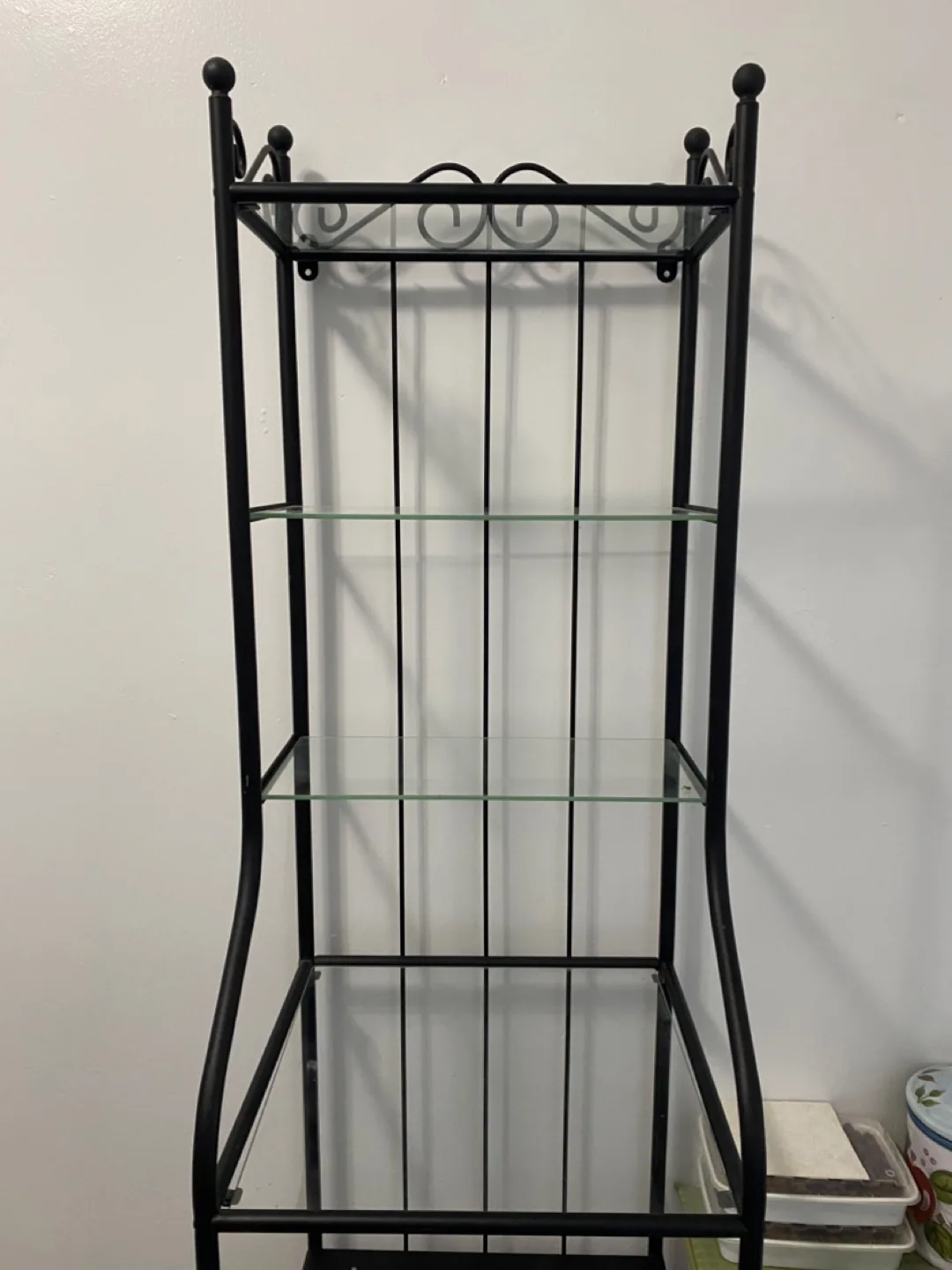 Metal and glass shelf image indicator(3)