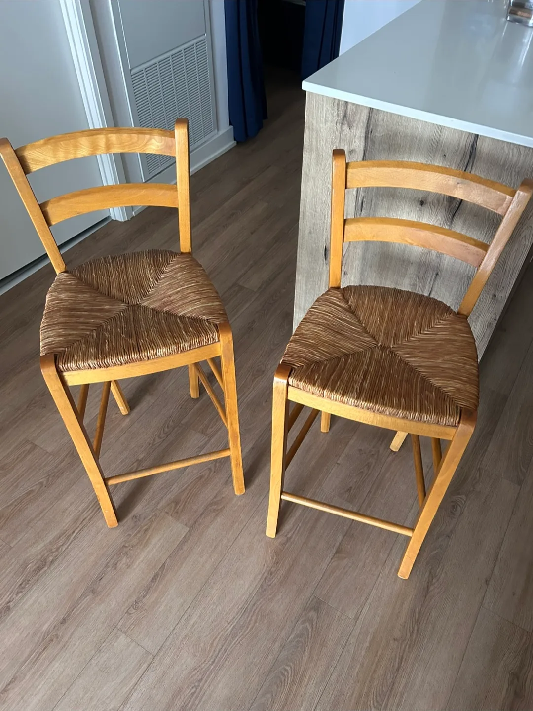 Set of Two Bar/Island Chairs thumbnail