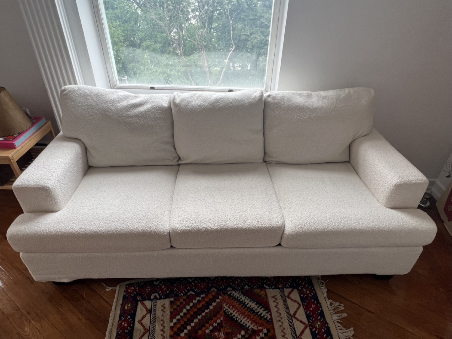 White Boucle Couch - photo 3