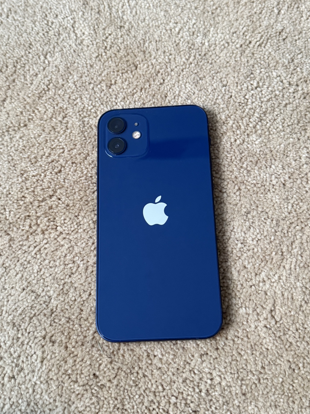 iPhone 12 – 128GB + AirPods Pro 2nd Generation