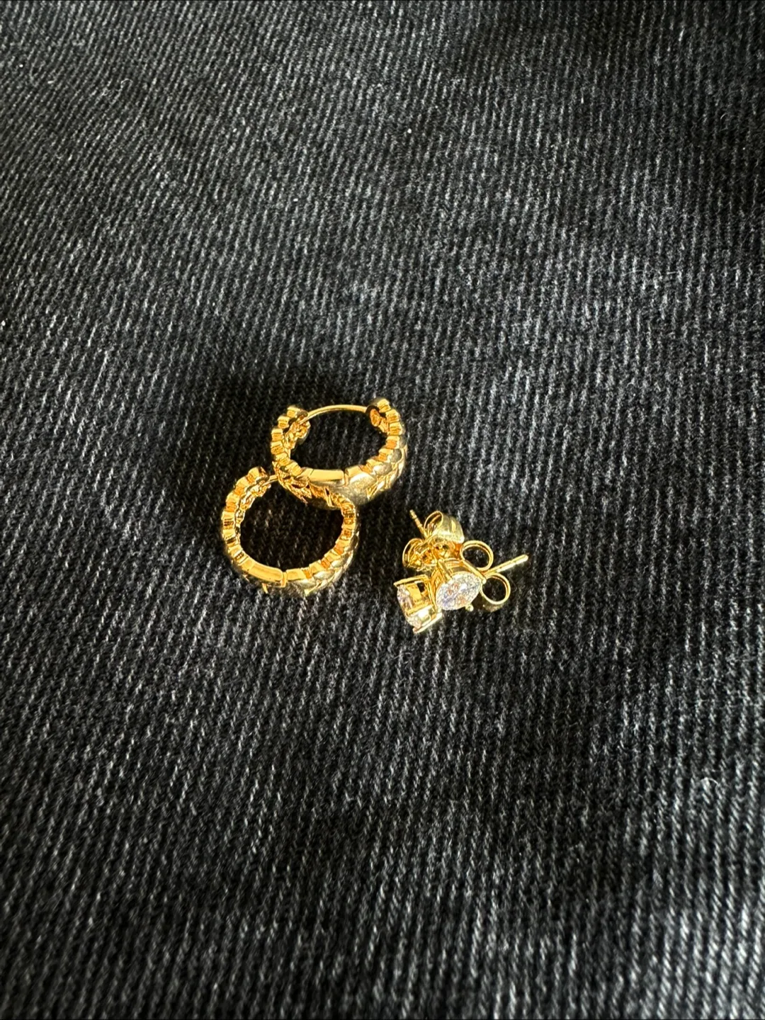 Earrings image indicator(4)