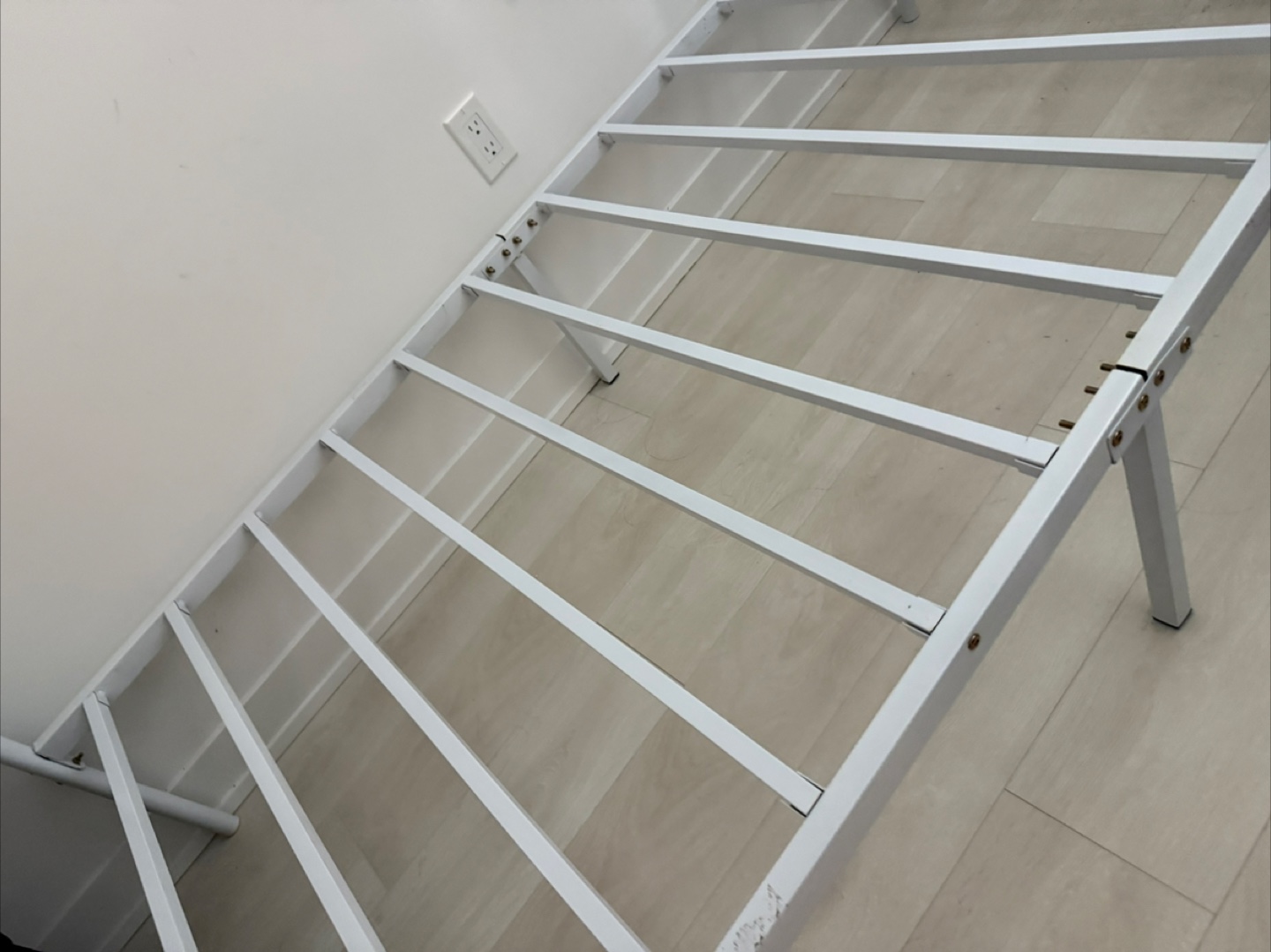 White Metal Daybed Frame - photo 3