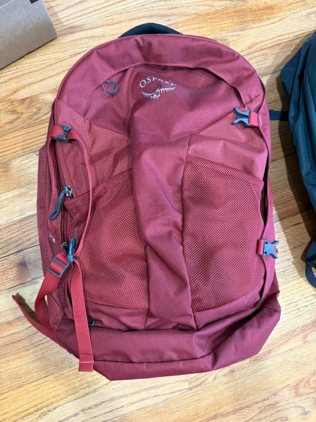 Osprey Farpoint 40 Backpack thumbnail