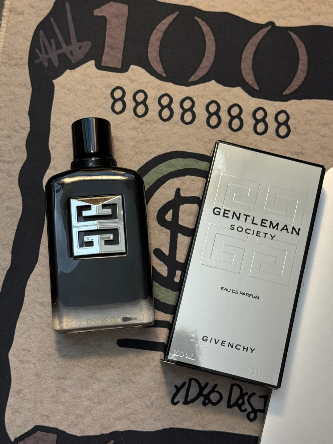 Givenchy Gentleman Society Eau de Parfum thumbnail