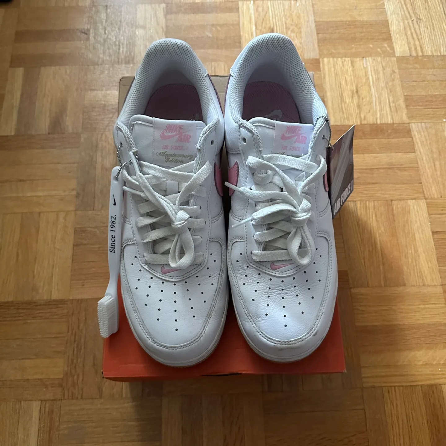 NIKE AIR FORCE ANNIVERSARY EDITION thumbnail