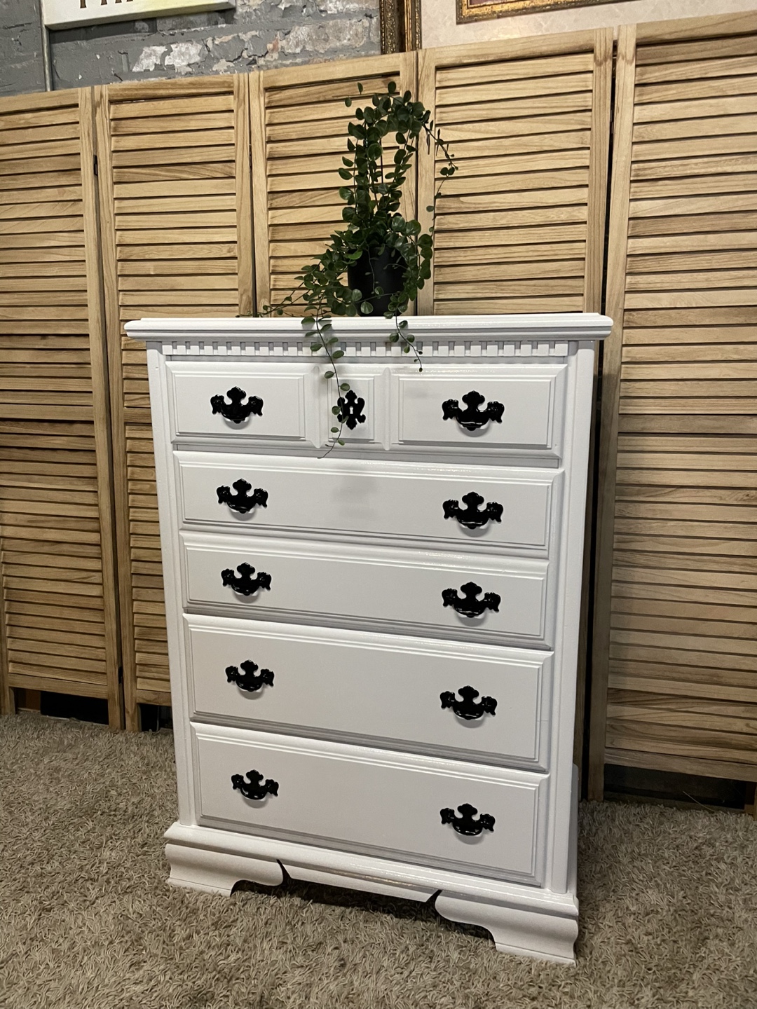 White Drawer Dresser - photo 3