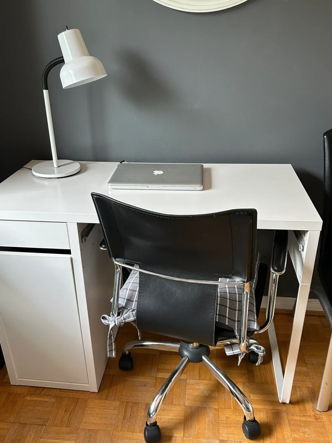 White Desk with Drawer and Cabinet image indicator(4)