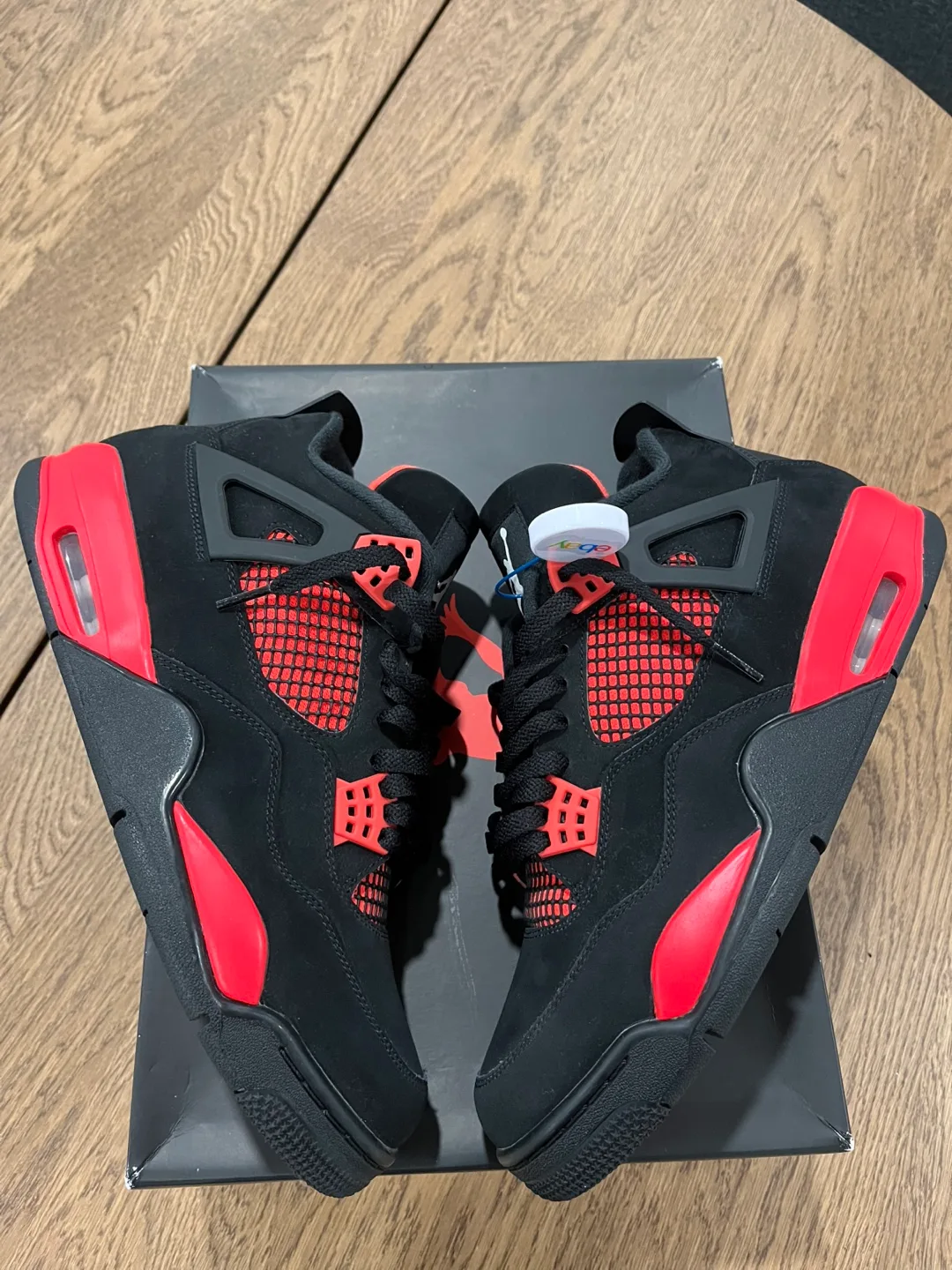 Jordan 4 Red Thunder Size 11.5 image indicator(4)