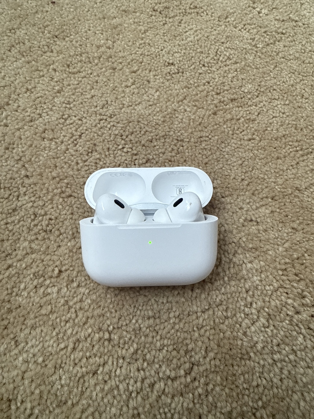 iPhone 12 – 128GB + AirPods Pro 2nd Generation - photo 3
