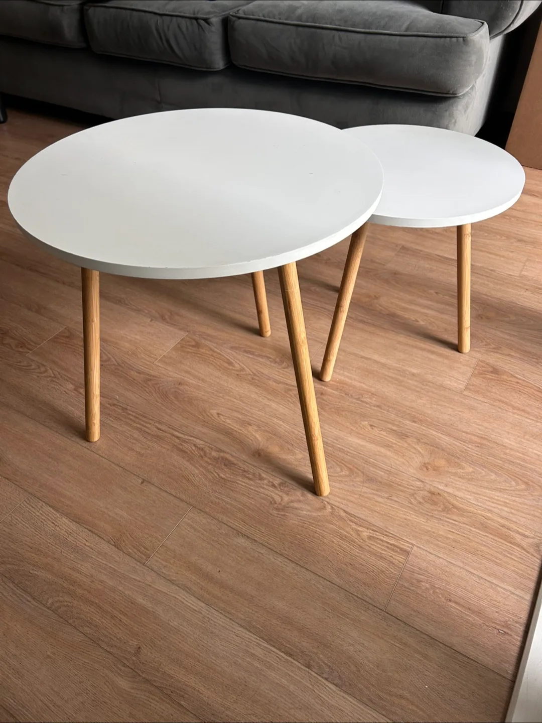 Set of Two Round Nesting Tables thumbnail