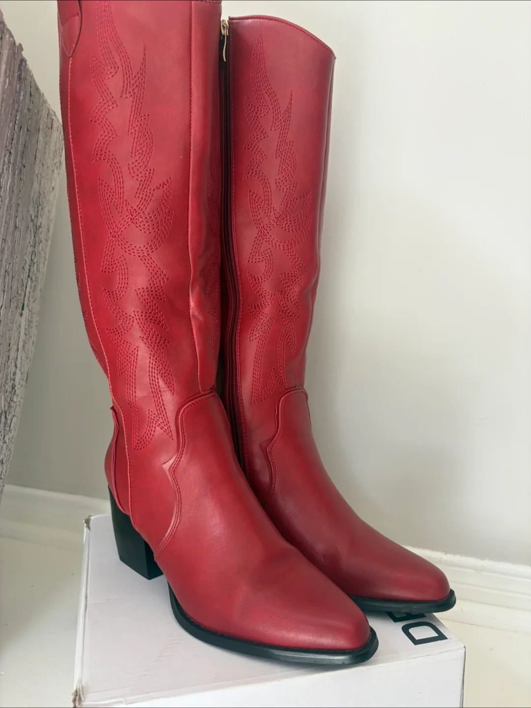 Ladies Red Cowboy Boots - Size 8 **New** image indicator(2)