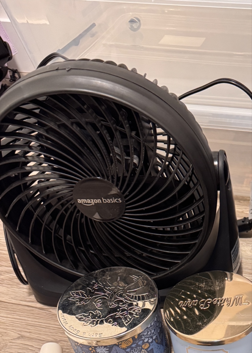 Amazon Basics Fan