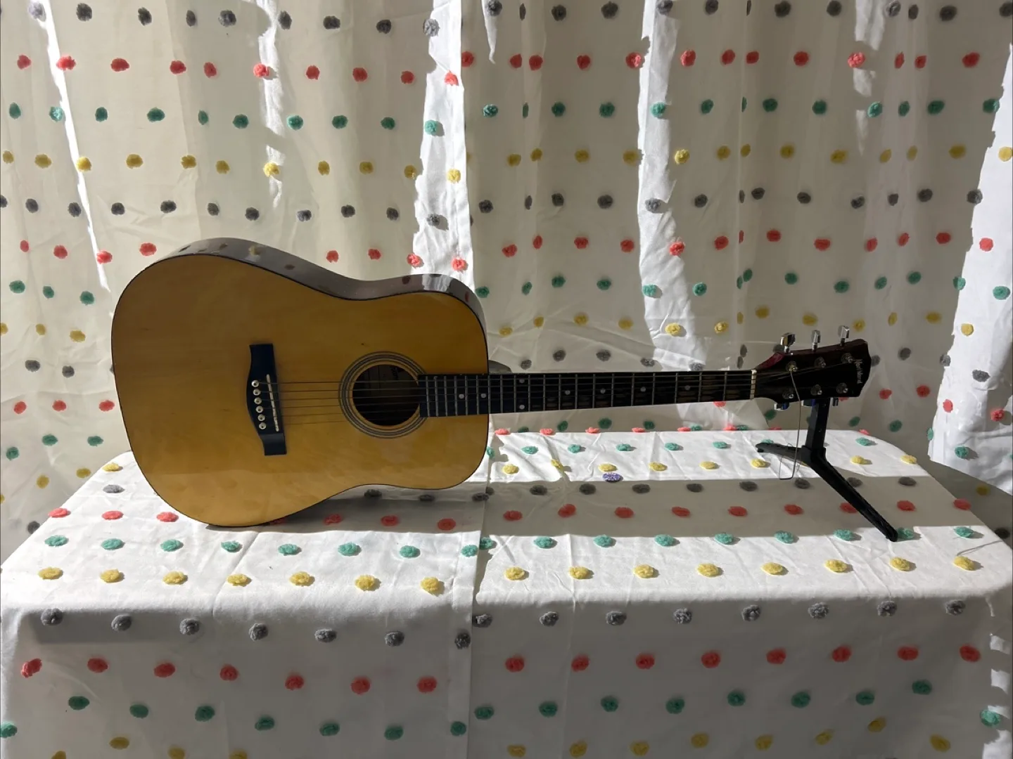 Acoustic Guitar thumbnail