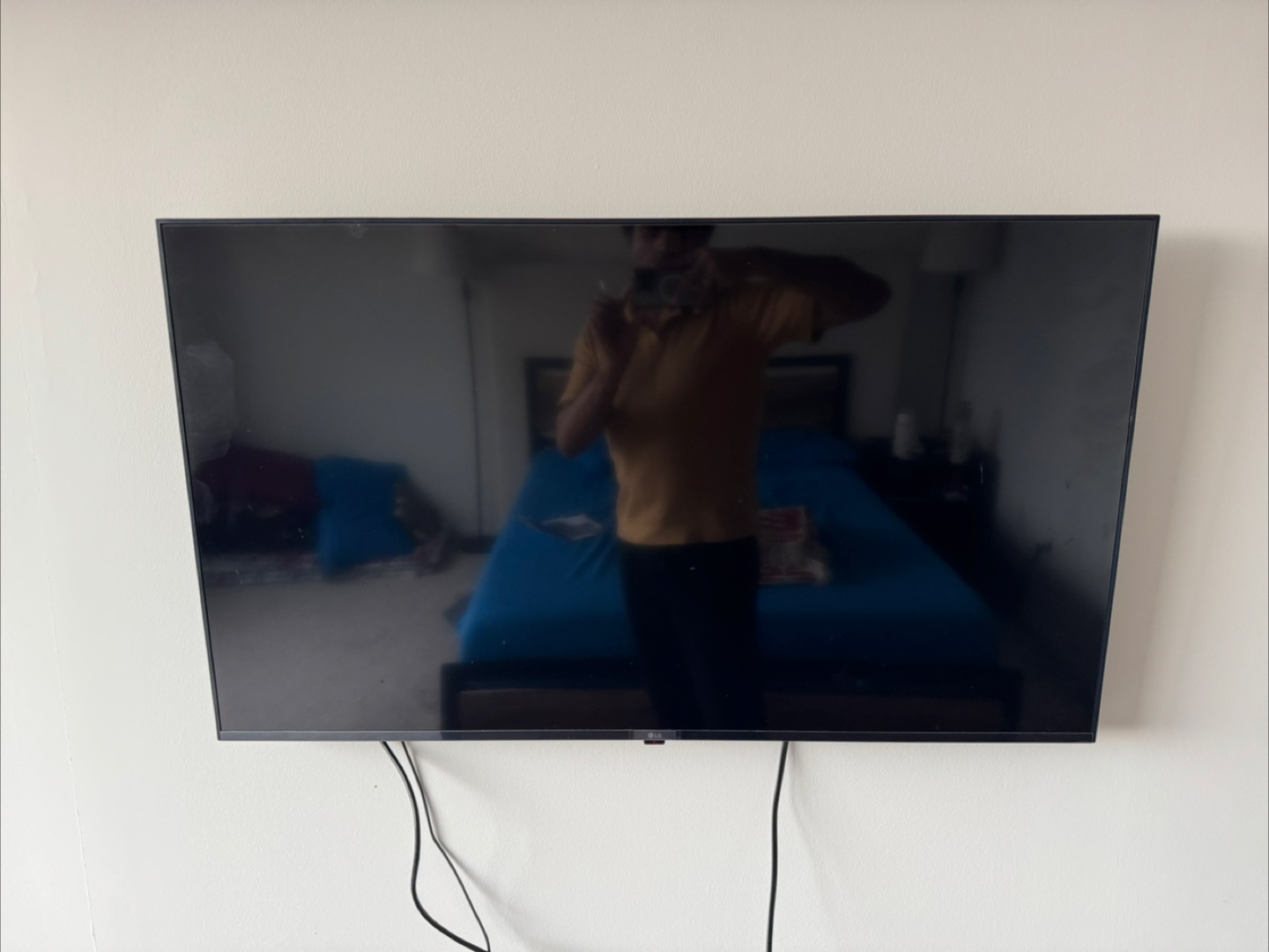 LG LED 43” 4KUHD