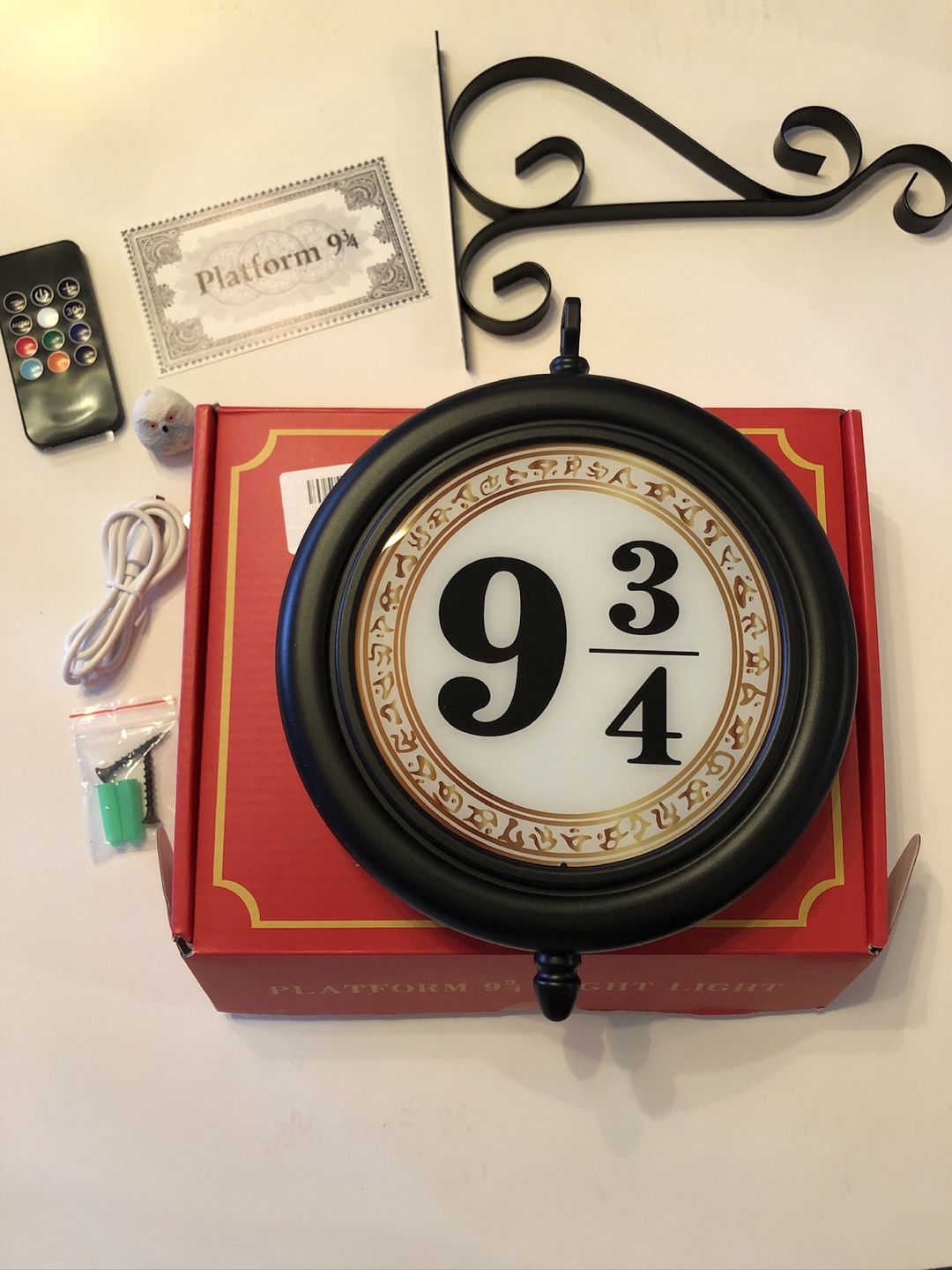 Harry Potter Platform 9 3/4 Night Light - photo 2