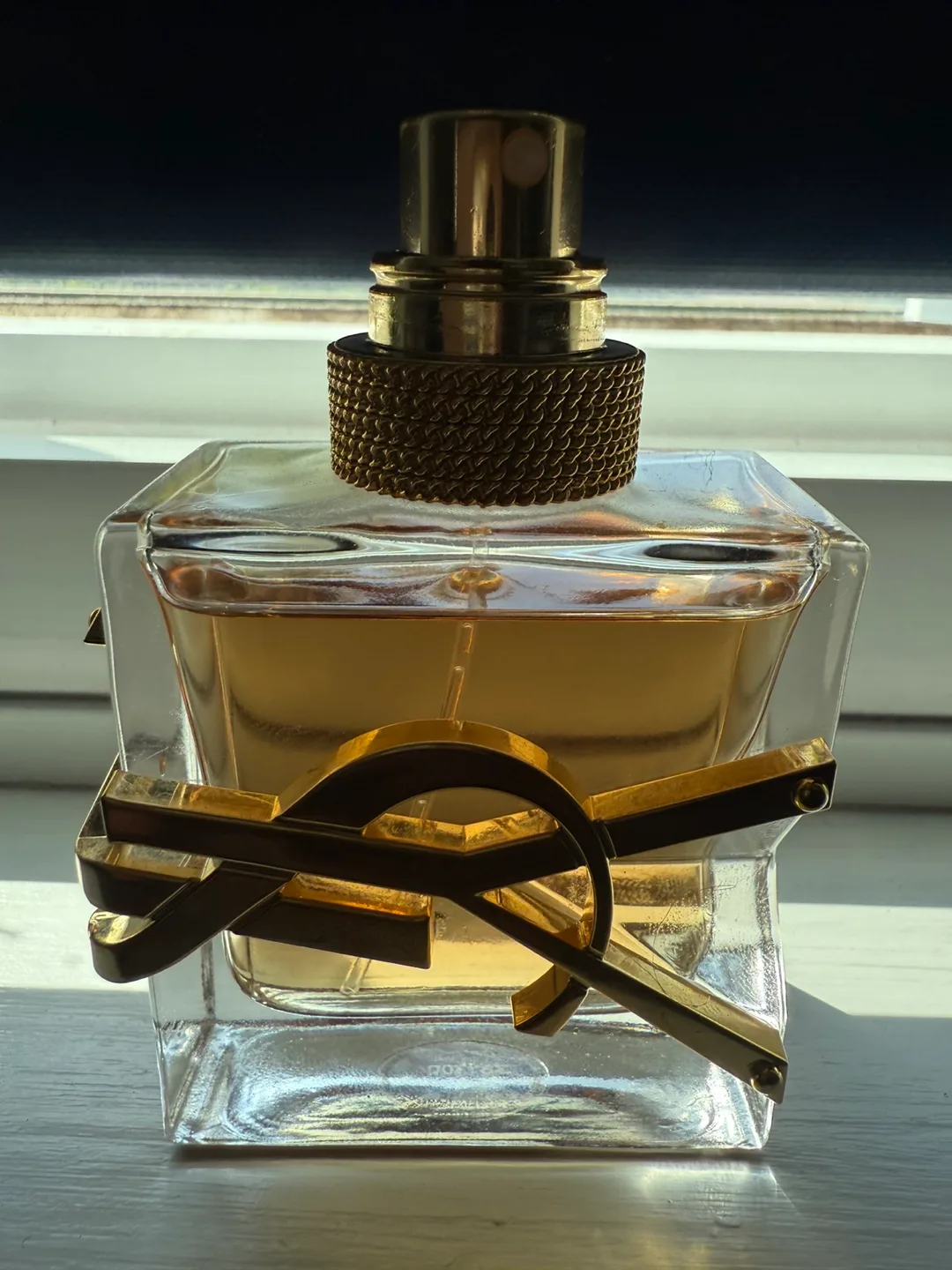 Yves Saint Laurent Perfume image indicator(2)