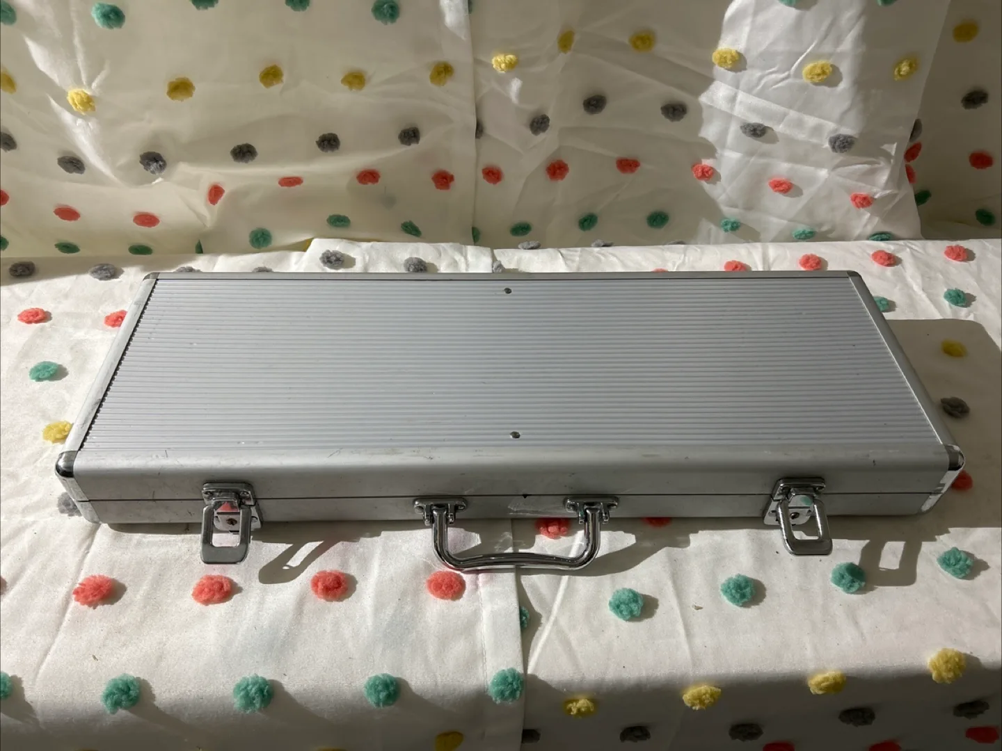 Poker Set with Case image indicator(2)