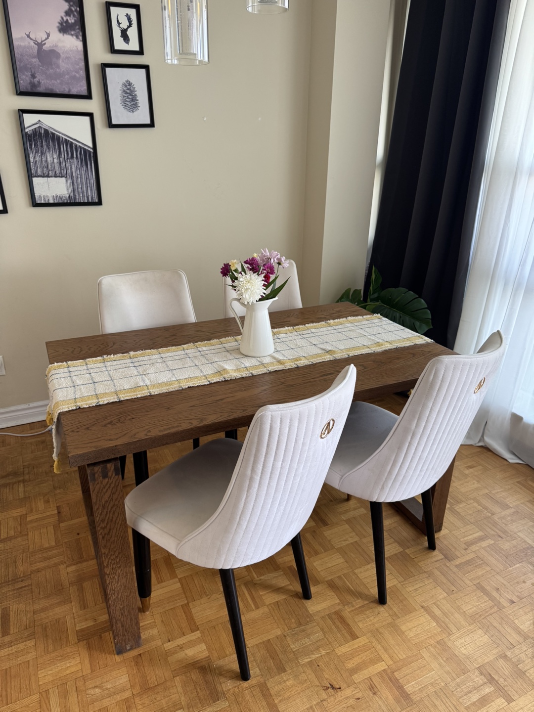 Dining Table Set