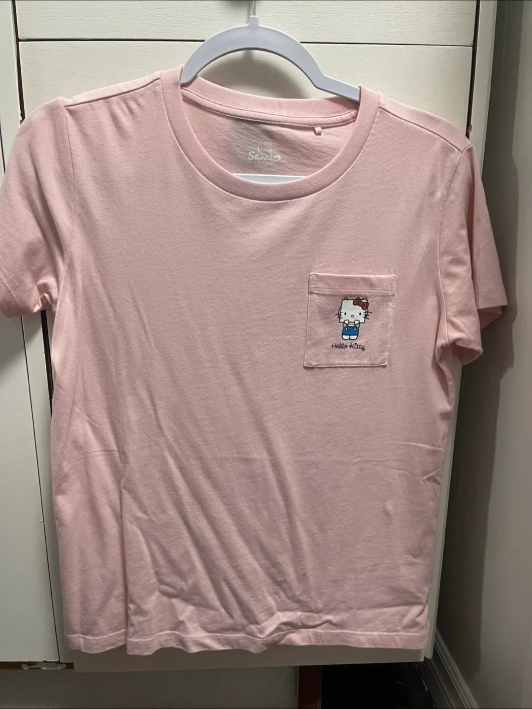Hello Kitty Pink T-shirt with Pocket thumbnail