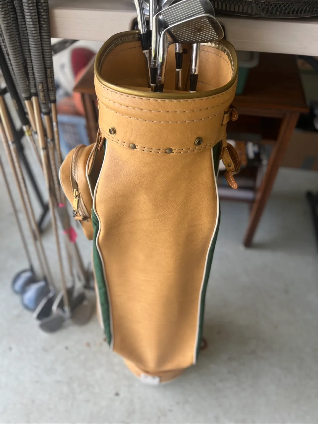 Vintage Golf Bag image indicator(2)