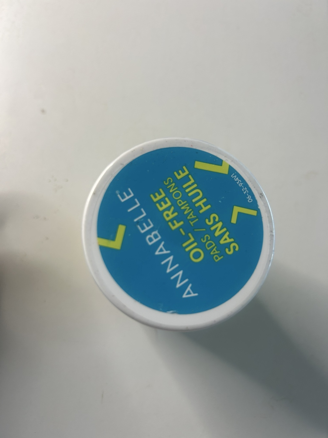 Annabelle Oil-Free Eye Makeup Remover Pads - photo 3