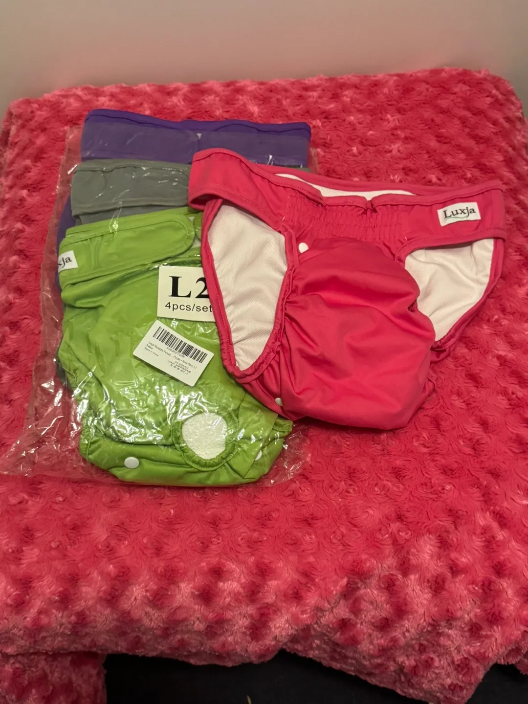 Luxja 4-pack Reusable Dog Diapers for larger dogs 🥕💚 L2(23”-29”) thumbnail