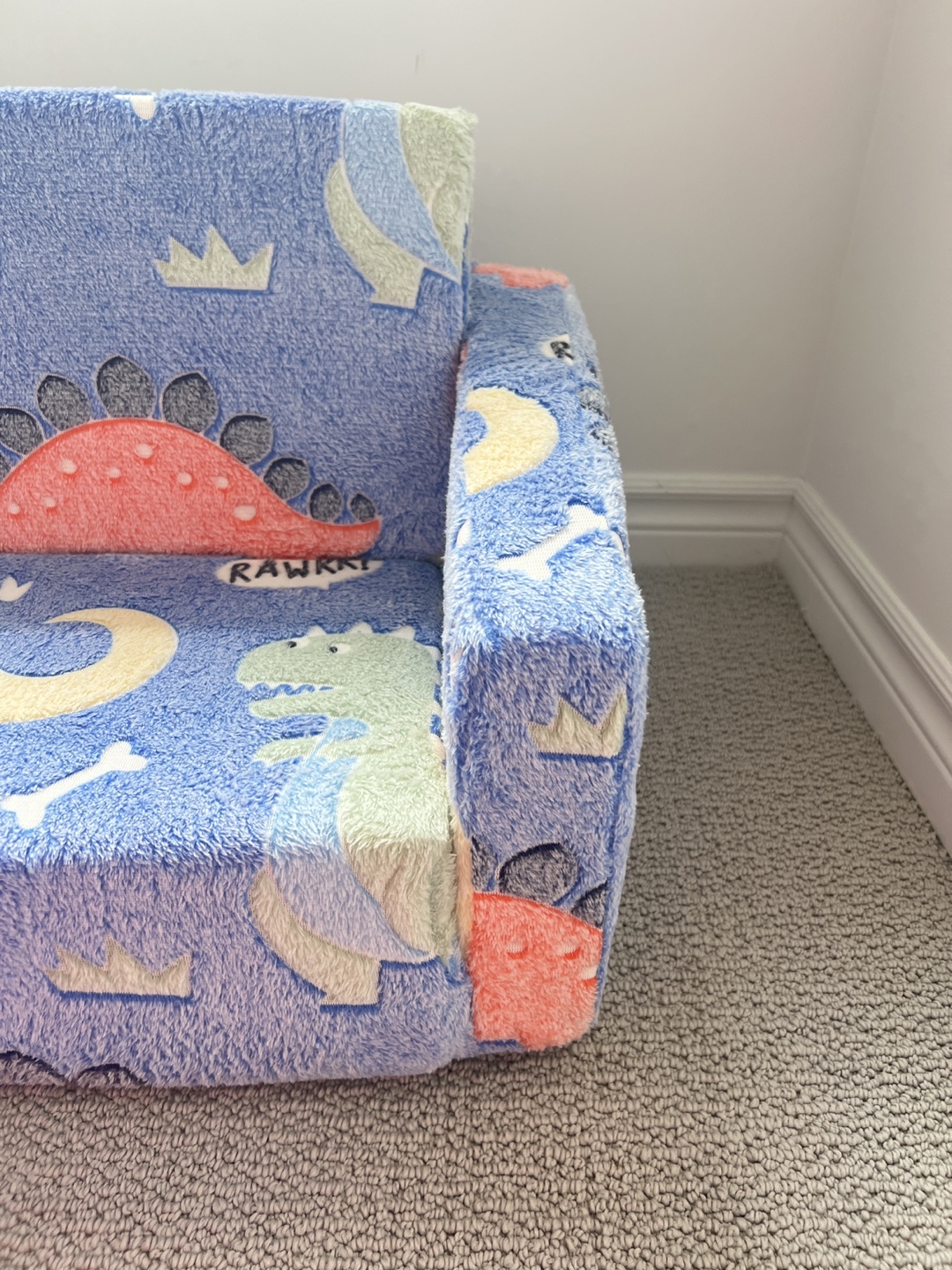 Child's Foldable Dinosaur Couch - photo 2