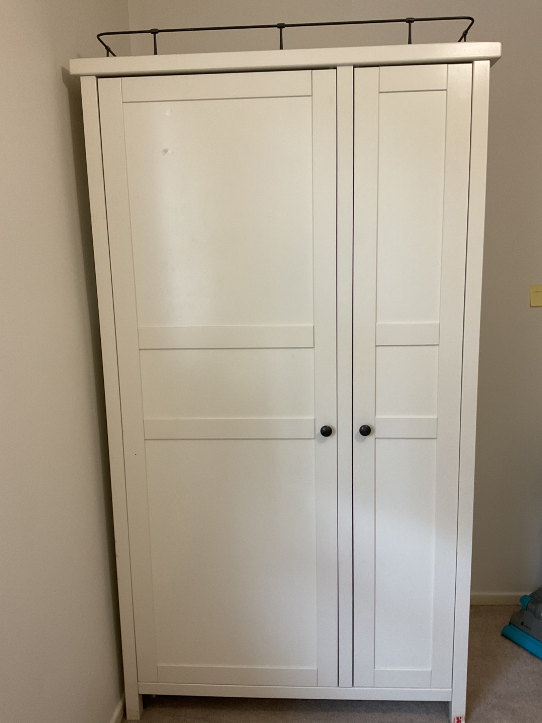 White Wooden Closet with Shelf - photo 2